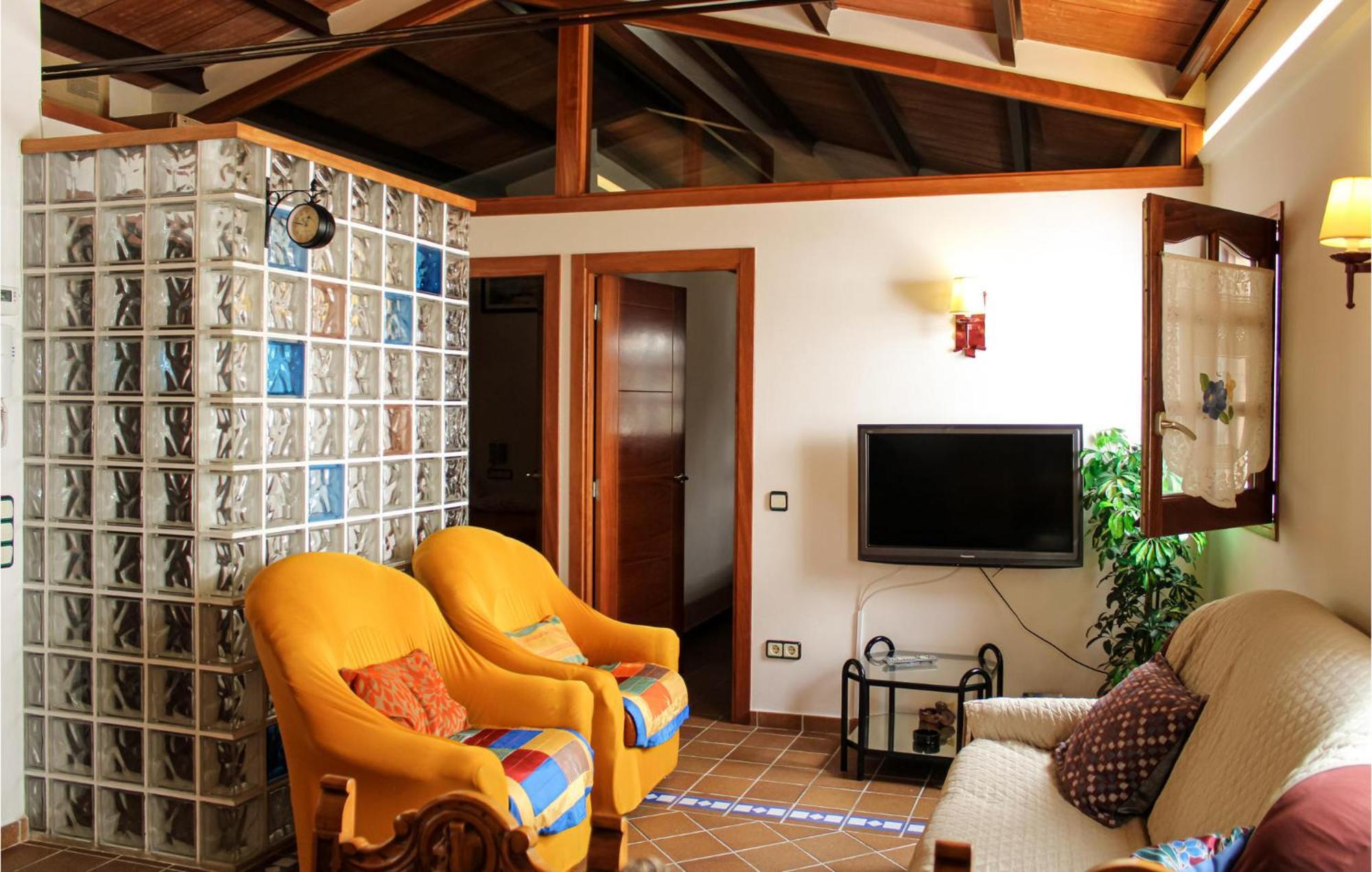 Amazing Apartment In Tossa De Mar With Wifi Esterno foto