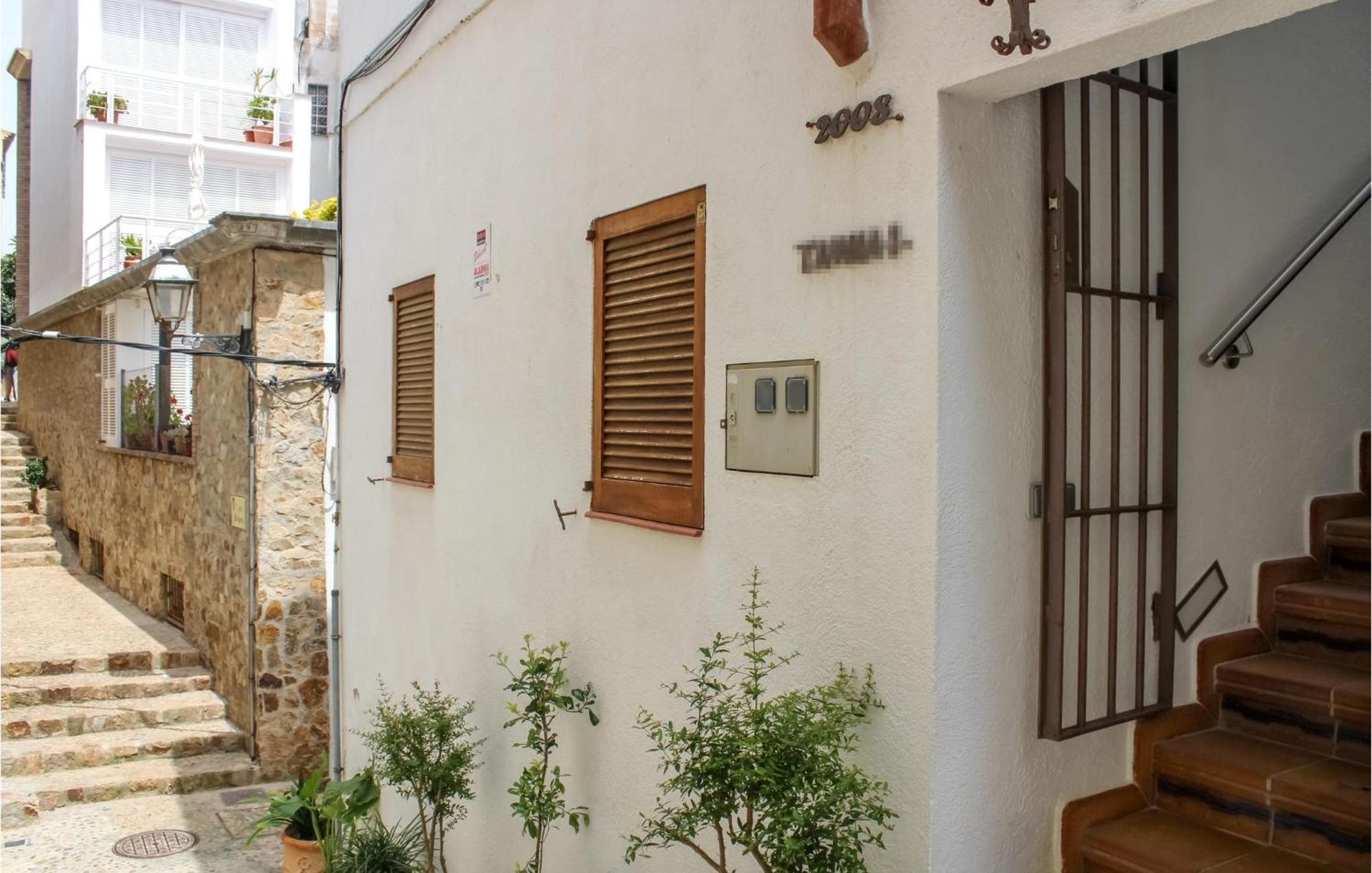 Amazing Apartment In Tossa De Mar With Wifi Esterno foto