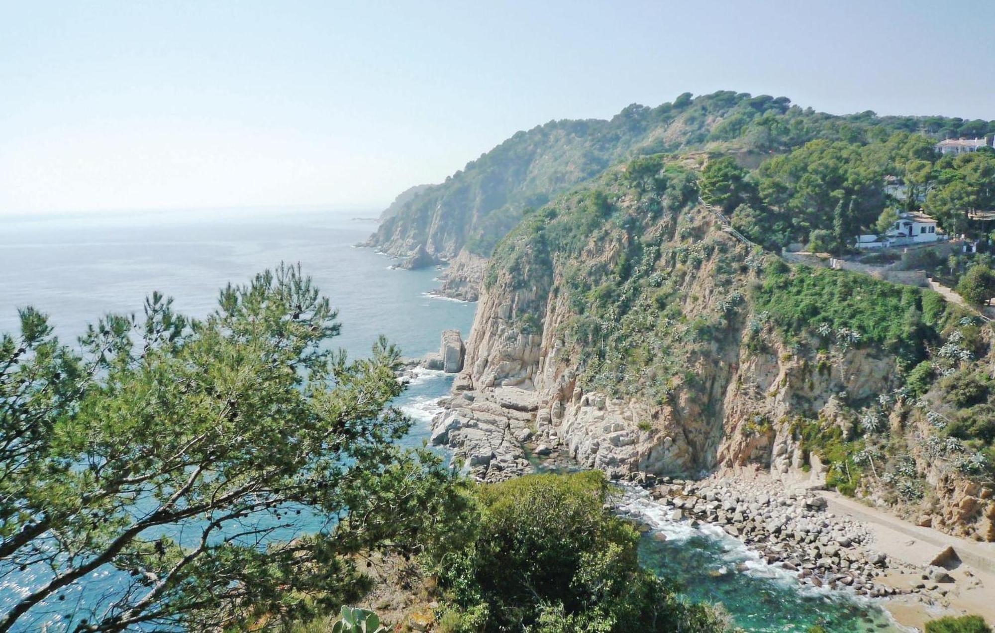 Amazing Apartment In Tossa De Mar With Wifi Esterno foto